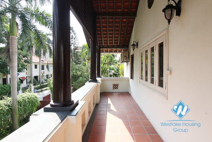 Modern villa with nice garden and swimming pool in Tay Ho Diplomats residence